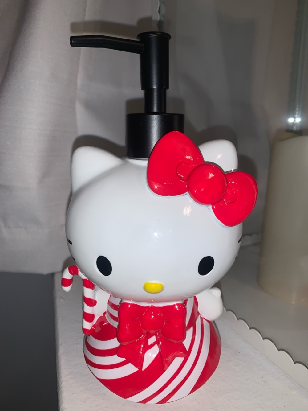 🆕- Sanrio Hello Kitty Red & White Candy Cane Lotion Dispenser
